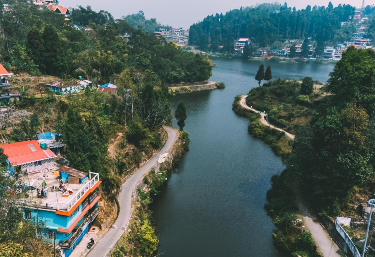 Pradhan Homestay Mirik - Homestay Beside Mirik Lake Dış mekan fotoğraf