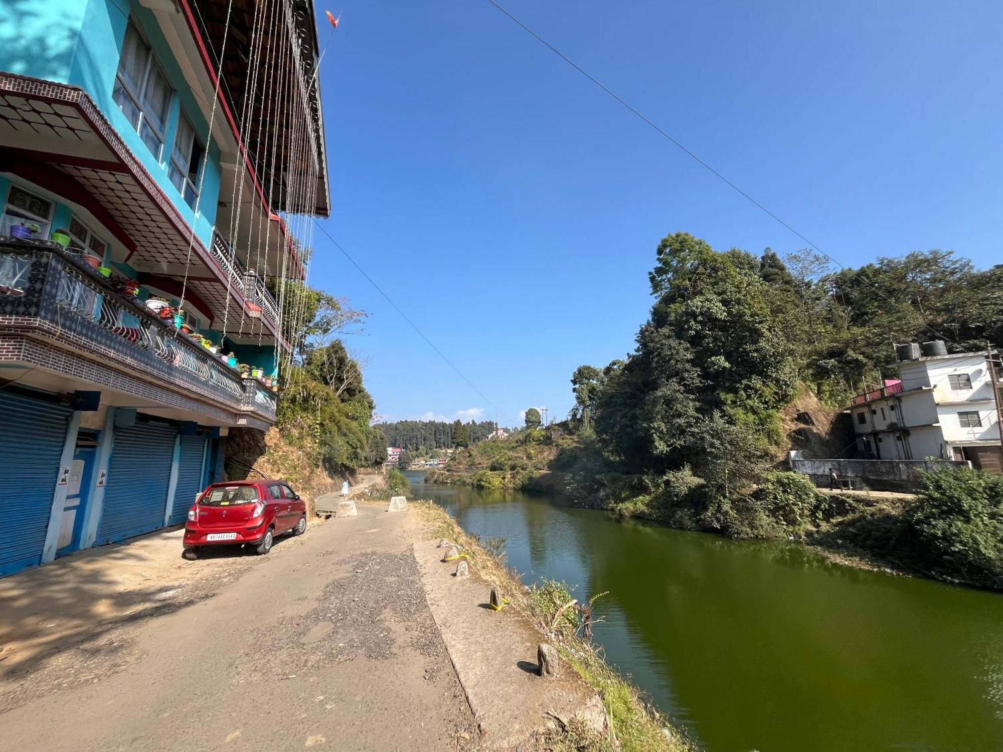 Pradhan Homestay Mirik - Homestay Beside Mirik Lake Dış mekan fotoğraf