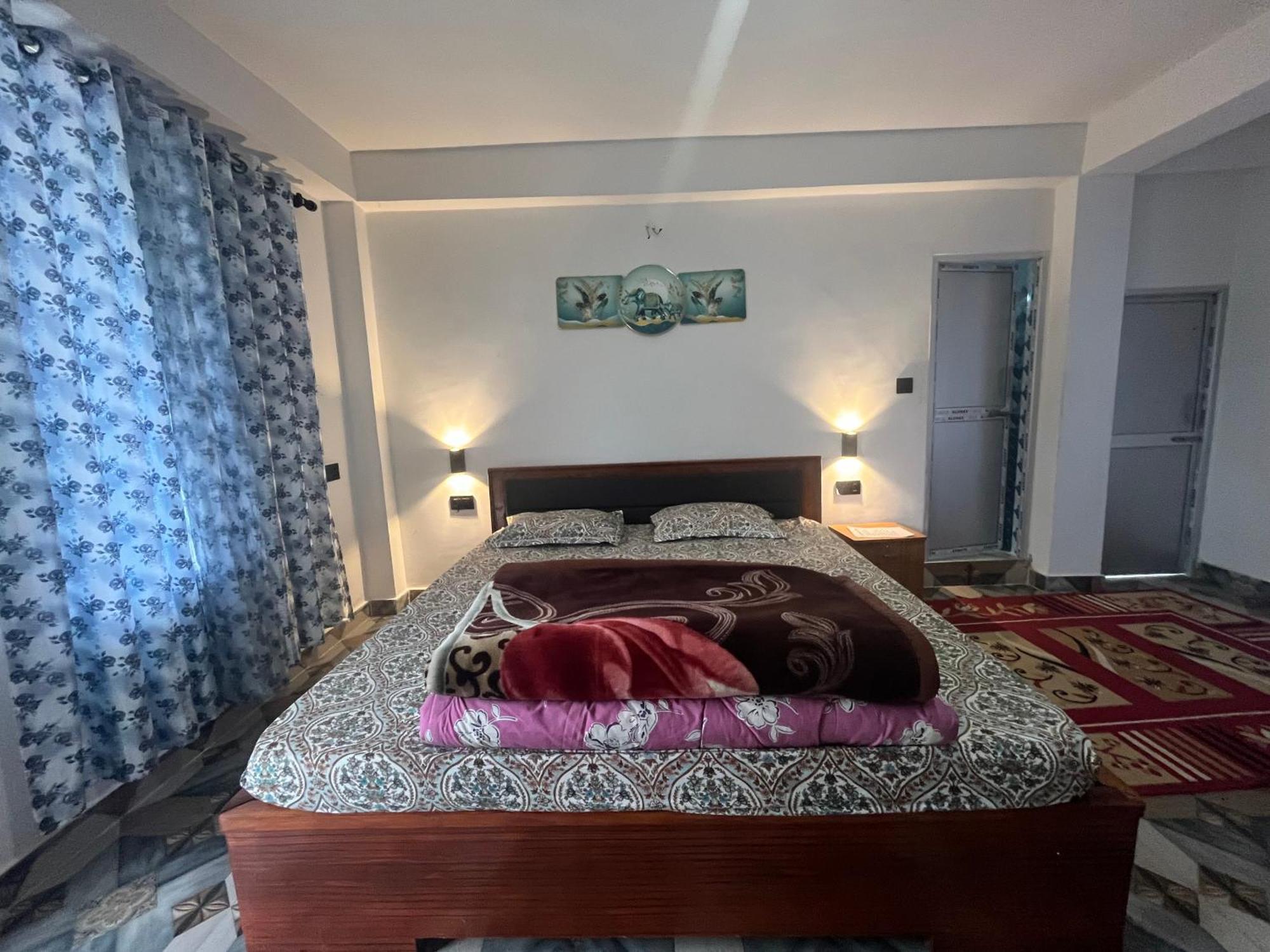 Pradhan Homestay Mirik - Homestay Beside Mirik Lake Dış mekan fotoğraf